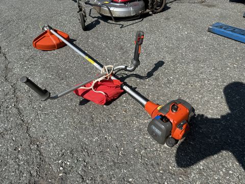 Husqvarna 129R Benzinfreischneider