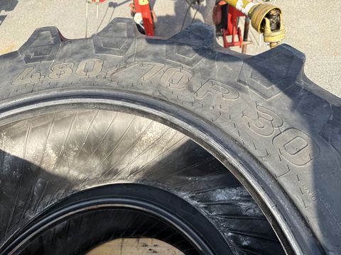Pirelli Pirelli TM 700 480/70R30