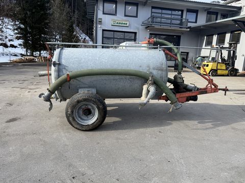 Bauer VB 22 Güllefass mit 2200l Fassungsvermögen