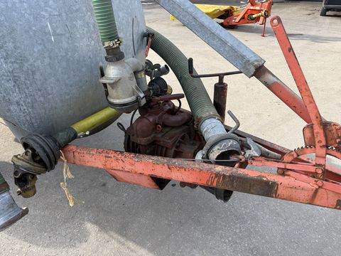 Bauer VB 22 Güllefass mit 2200l Fassungsvermögen