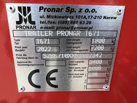 Pronar T671 mit Druckluftbremse