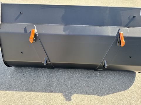 Quicke Volumenschaufel VL 205 mit Euroaufnahme