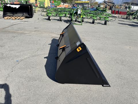 Quicke Volumenschaufel VL 205 mit Euroaufnahme