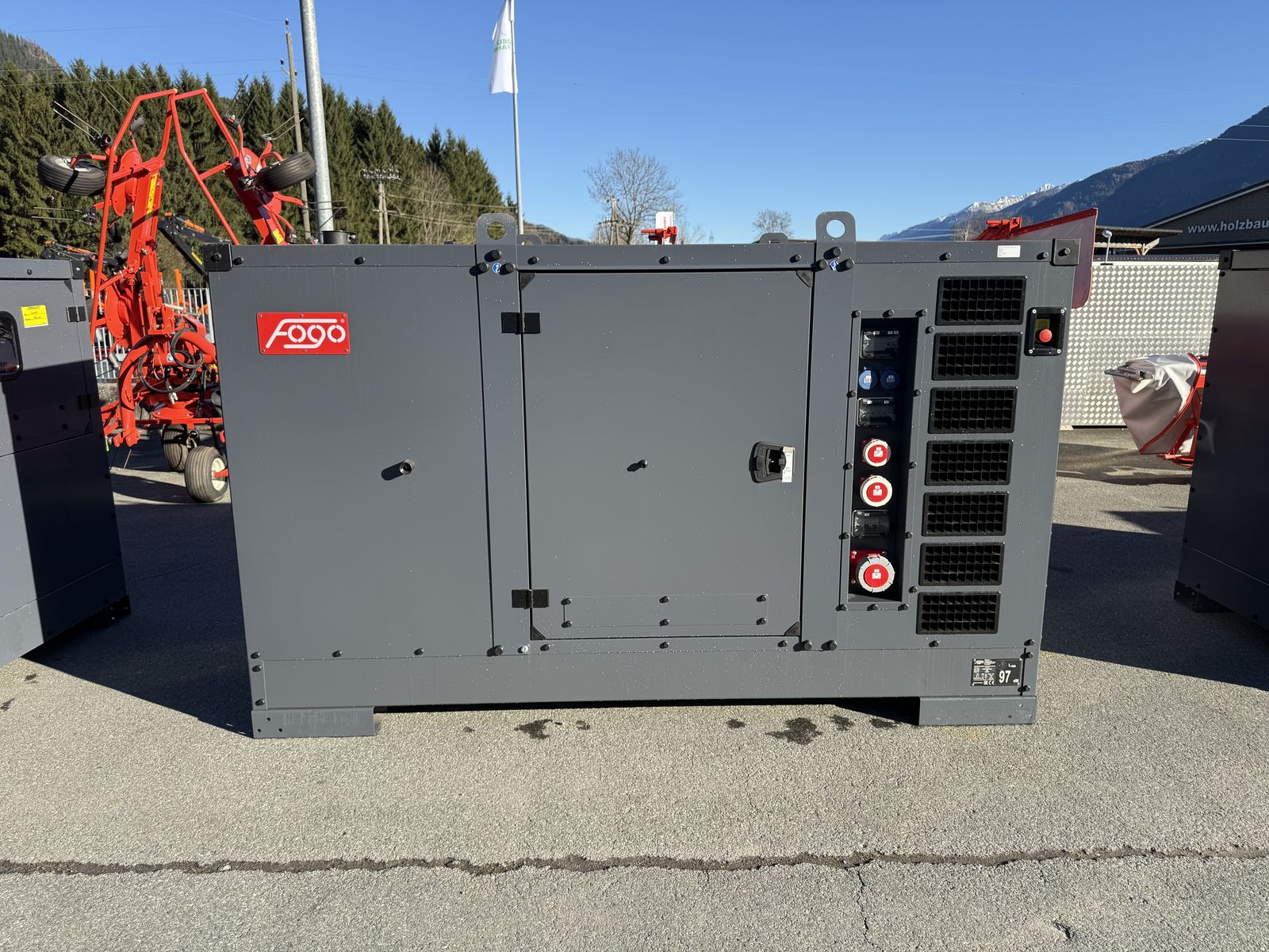 Iveco FOGO FD 100 I-ST mit Steckdosenpaket 2