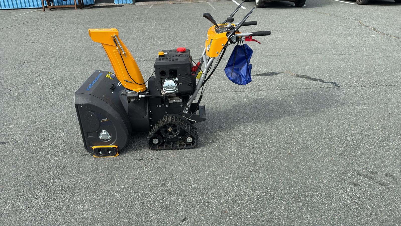 Stiga ST 726 T Schneefräse mit Raupenantrieb 1