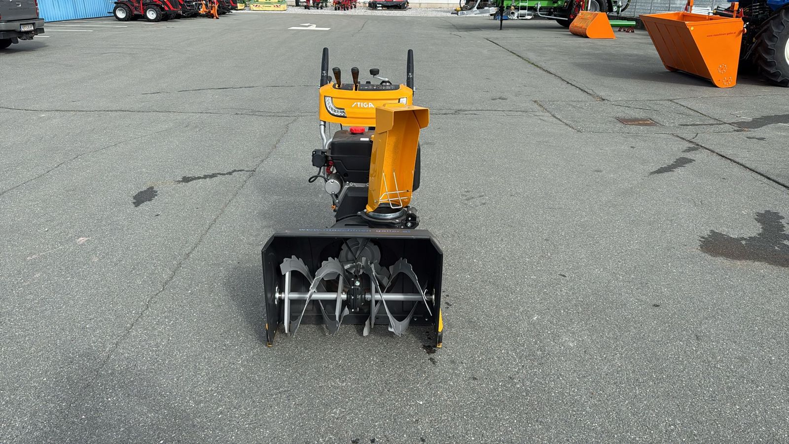 Stiga ST 726 T Schneefräse mit Raupenantrieb 2