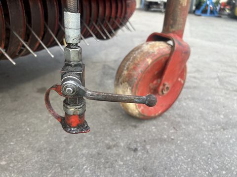 Pöttinger Trend II , Tieflader LW 40M 