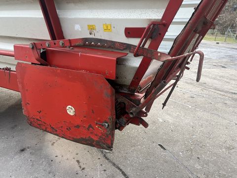 Pöttinger Trend II , Tieflader LW 40M 