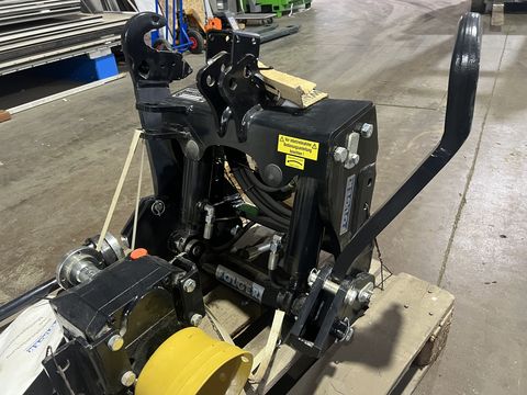 Folger Fronthydraulik u. Frontzapfwelle NewHolland T4.S