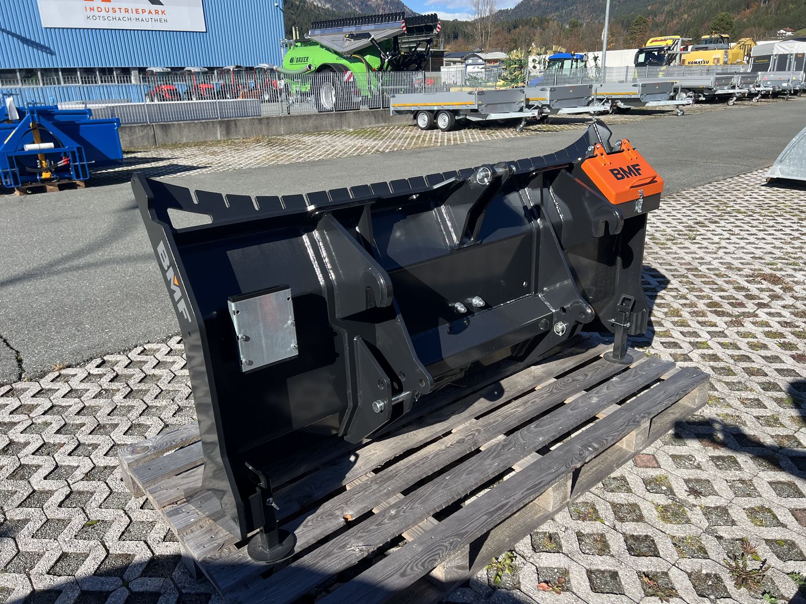 BMF Polterschild 190  3