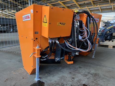 Lesnik PR18 Selbstlade-Tellerstreuer 1000Liter