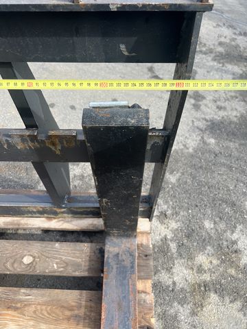 Giant Palettengabel mit Giant - Aufnahme