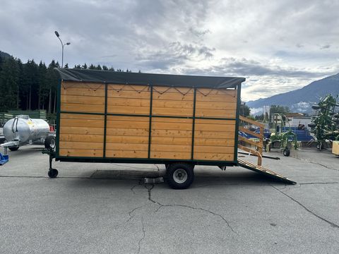 Sonstige Eigenbau Viehanhänger mit Holzaufbau