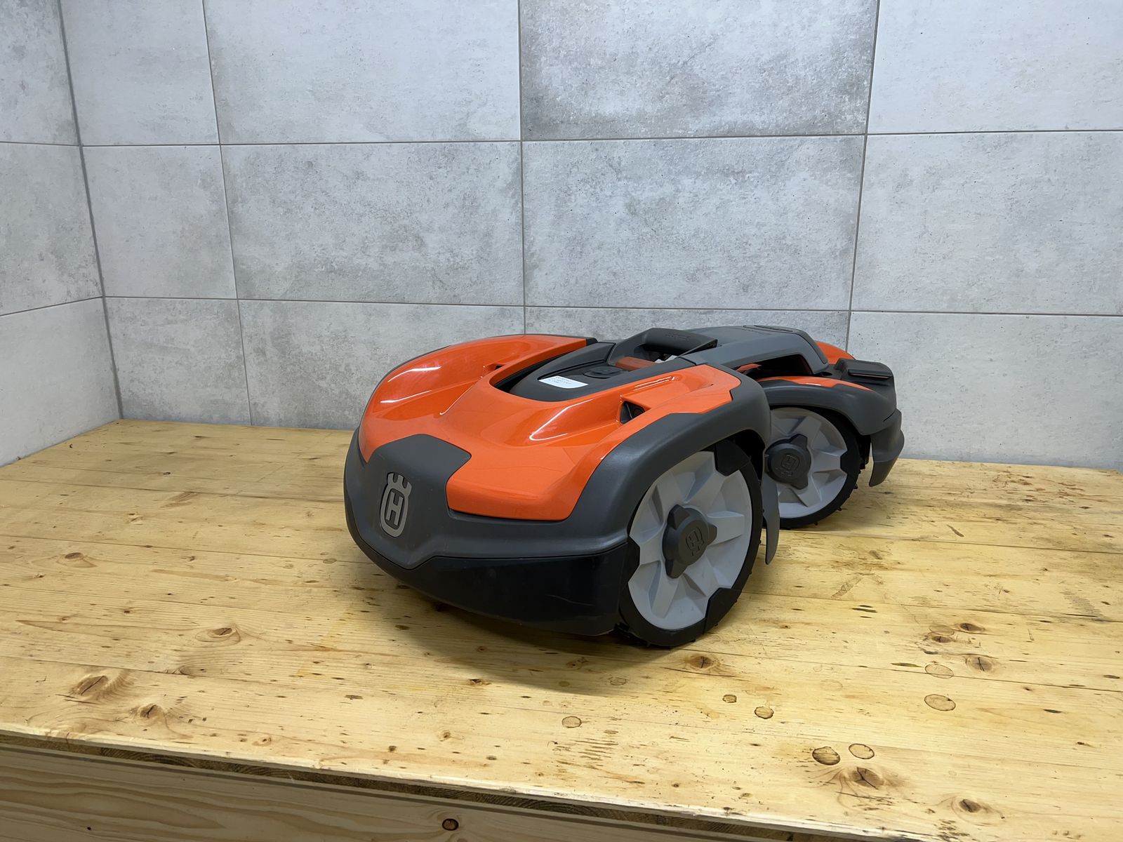 Husqvarna Automower 535 AWD 2