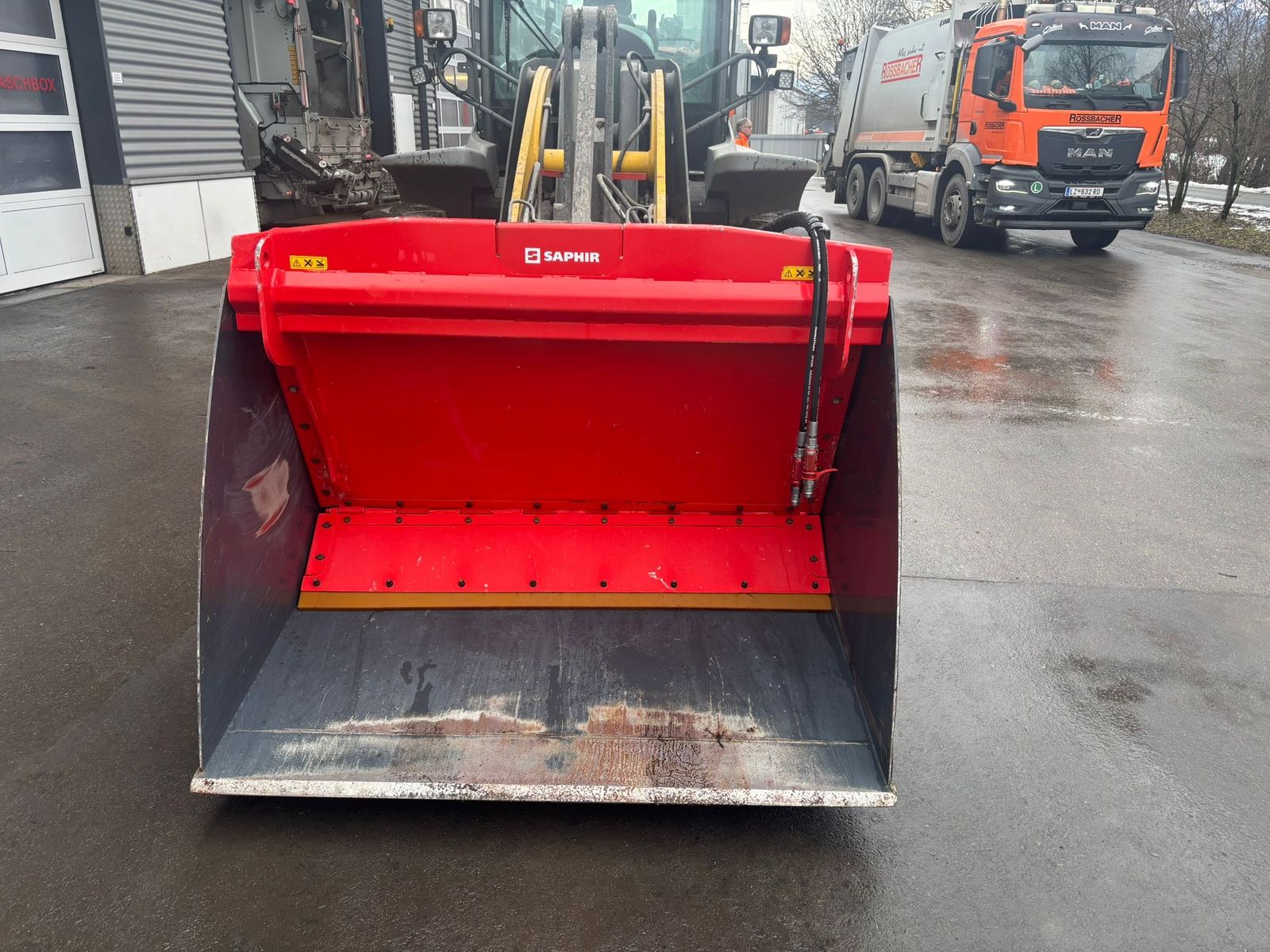 Saphir LGA 16 , Leichtgutschaufel mit Abschiebewand 1