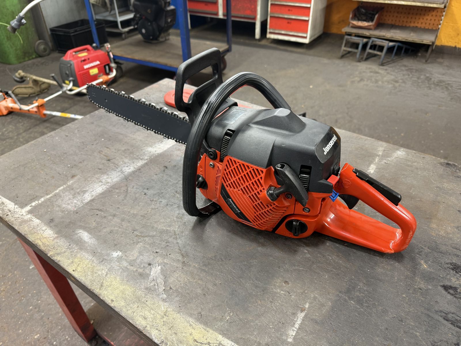 Jonsered CS 2153 mit 45cm Schwertlänge 3