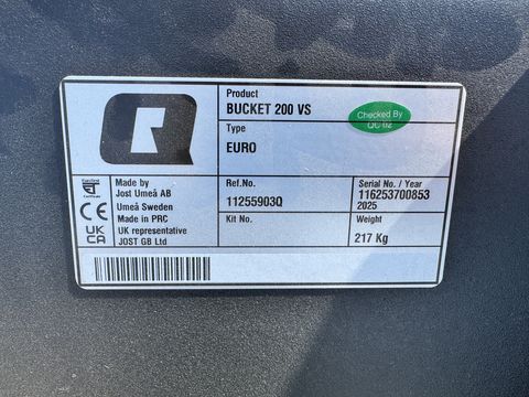 Quicke Volumenschaufel VS 200 mit Euroaufnahme