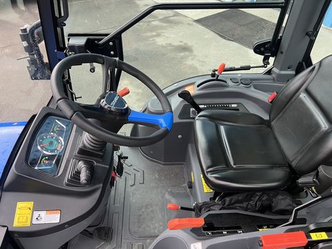 Solis 26 HST 4WD mit Kabine