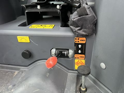 Solis 26 HST 4WD mit Kabine