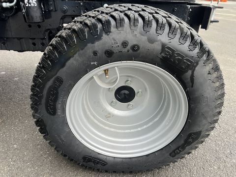 Solis 26 HST 4WD mit Kabine