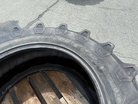 Sonstige Pirelli 420/70R30