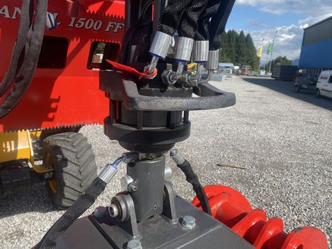 Krpan KL 1500 FF Rückezange mit Euroaufnahme