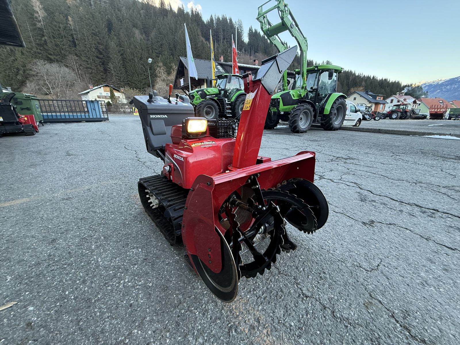 Honda HSM 1380i1 TD Schneefräse 1