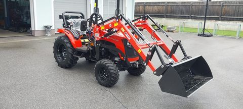 Antonio Carraro Panther 26H Kompakttraktor mit Mitsubishi Motor