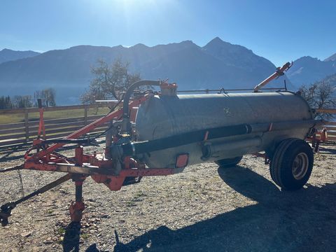 Bauer Kombifass 3000L mit Werfer 