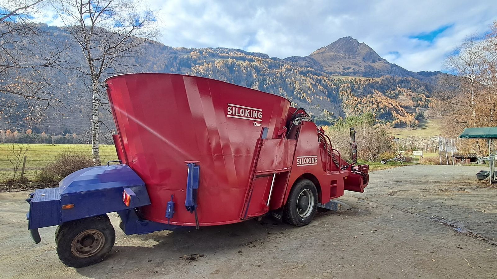 Siloking Selbsfahrer 13 m³ mit Entnahmefräse 2