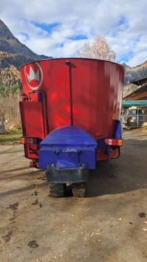 Siloking Selbsfahrer 13 m³ mit Entnahmefräse