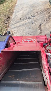 Siloking Selbsfahrer 13 m³ mit Entnahmefräse