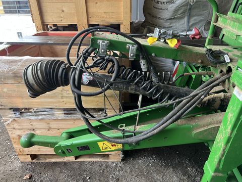 John Deere C441R