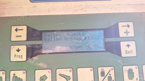 Krone Vario Pack 1500 MultiCut Ballenpresse
