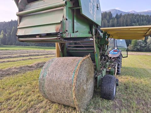 Krone Vario Pack 1500 MultiCut Ballenpresse