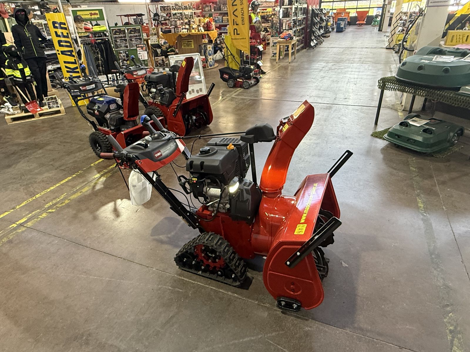 Toro Power Max TRX HD 1432 OHXE Schneefräse mit Raupe 1