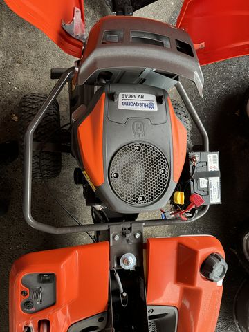 Husqvarna R214T