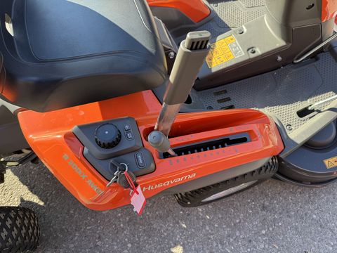 Husqvarna R200iX AWD