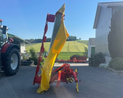 Pöttinger NOVADISC 302 Heck-Scheibenmähwerk