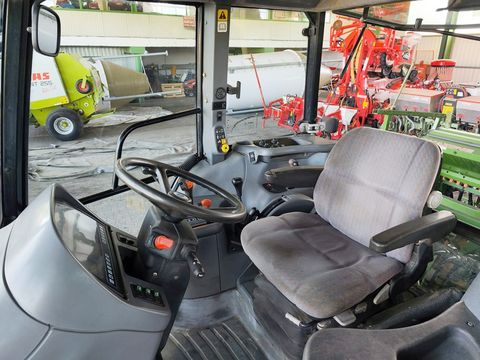New Holland TS90