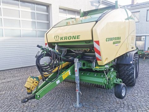 Krone Comprima CF155 XC Plus Press-Wickel-Kombination