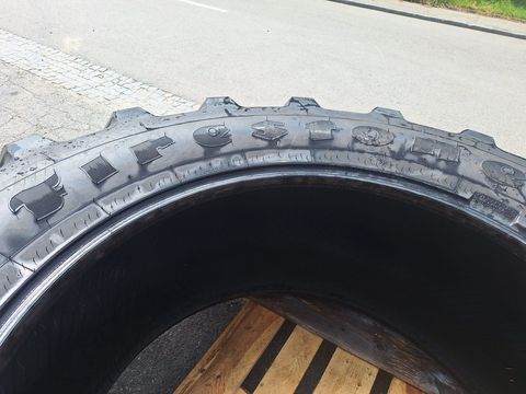 Firestone 650/65 R 42 Maxi Traction 65 Reifen