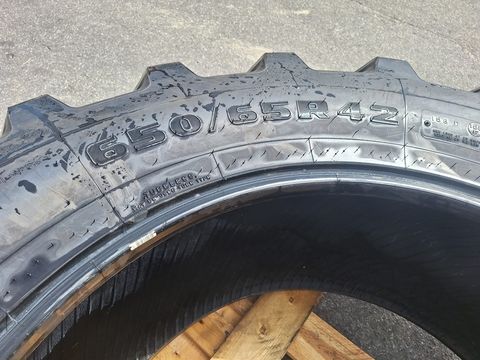 Firestone 650/65 R 42 Maxi Traction 65 Reifen