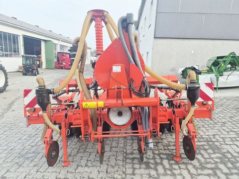 Kuhn Maxima 2 M 300 4-reihig