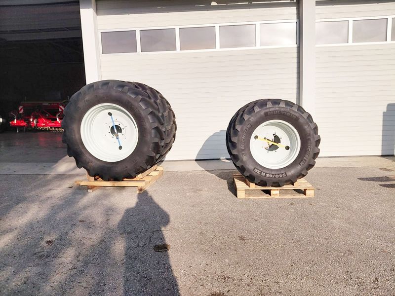 Michelin 540/65 R 28 und 650/65 R 38 Räder  3