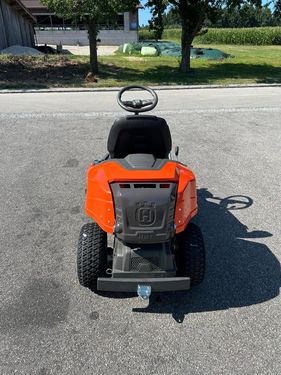 Husqvarna Rider R 214TS
