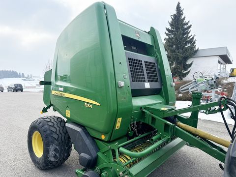 John Deere 854 Premium Rundballenpresse