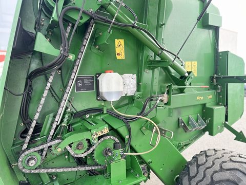 John Deere 854 Premium Rundballenpresse