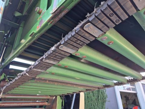 Krone Comprima V150 Rundballenpresse