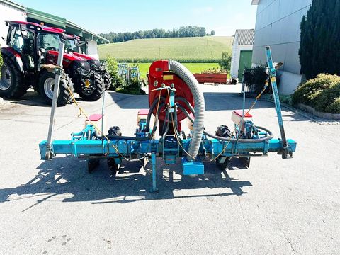 Monosem PNU 4-reihige Einzelkornsämaschine